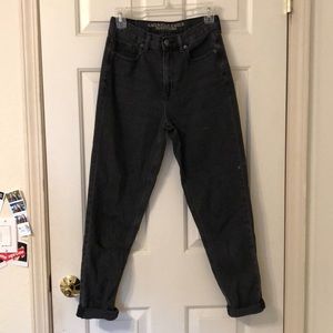 american eagle mom jeans